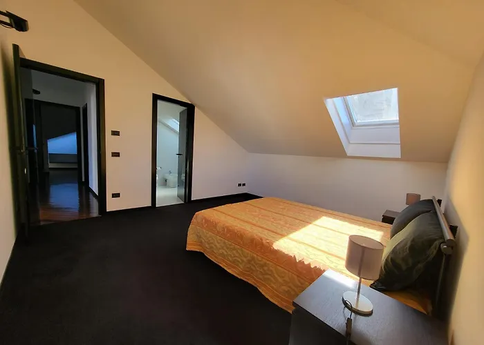Attico Dei Castelli Apartmán Verbania